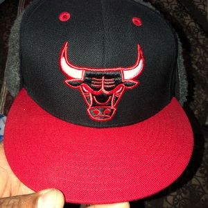 Chicago bulls fitted size 8